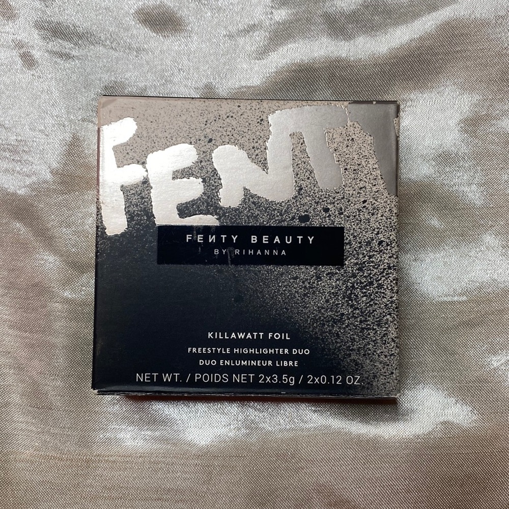 COPY - NEW Fenty killawatt foil freestyle highlighter duo